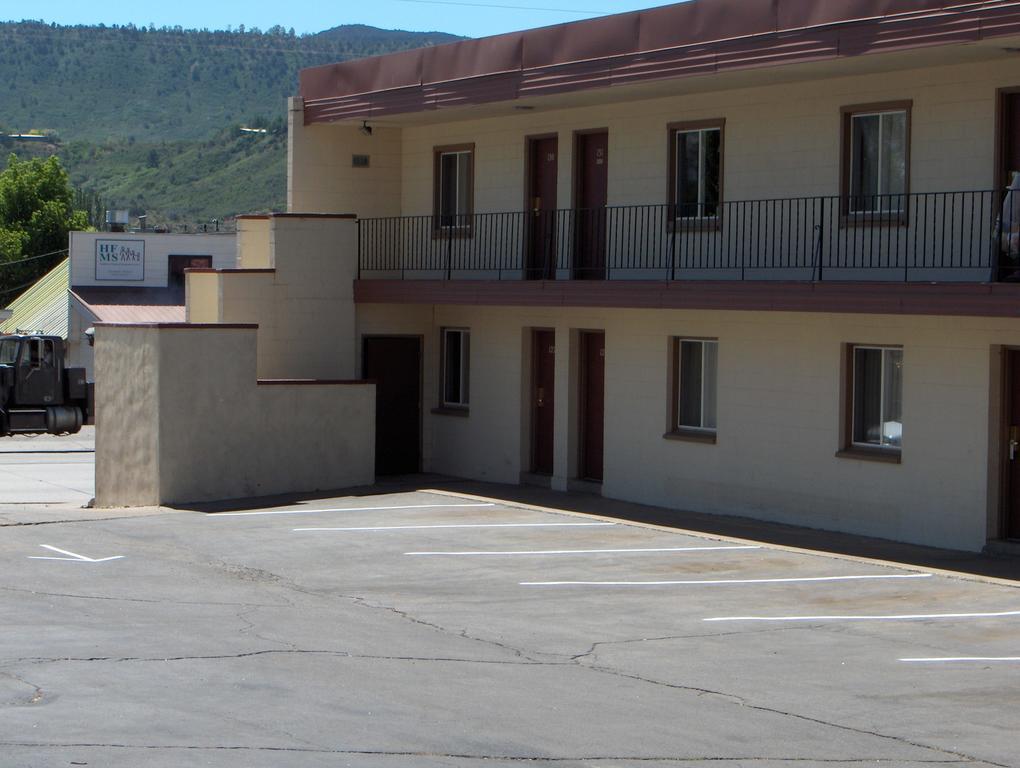 Motel Budget